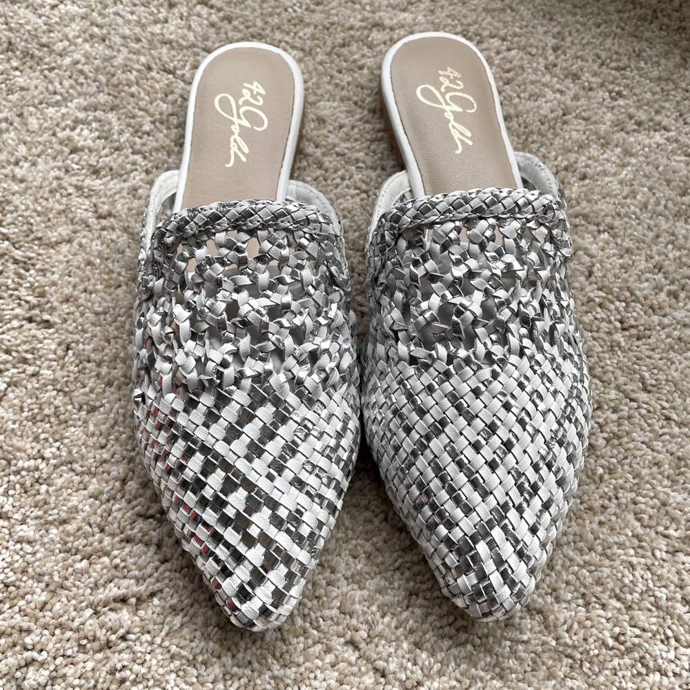 New Nordstrom 42 Gold Woven Slides Sandals